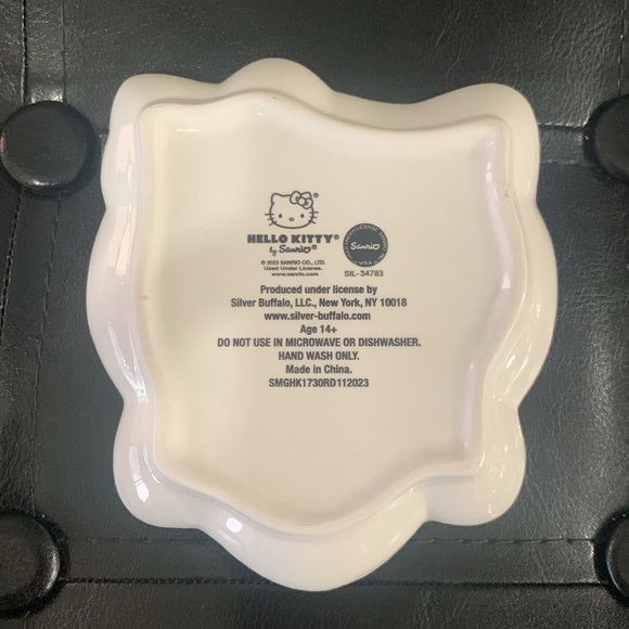 New Hello Kitty In Pink Bow With Donut Mini Jewelry Trinket Tray Dish By Sanrio - Picture 4 of 6